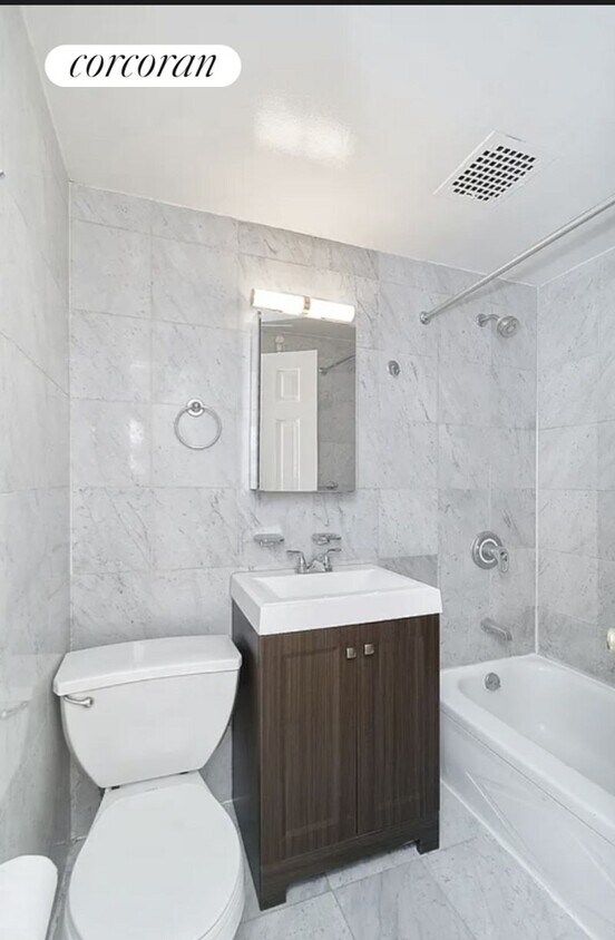 Foto del edificio - 233 E 12th St