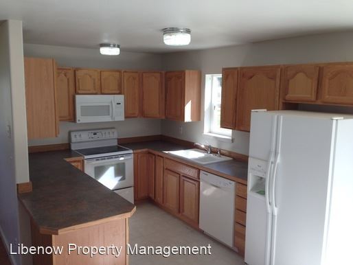 Building Photo - 3 br, 2.5 bath House - 3420 Canyon Rd