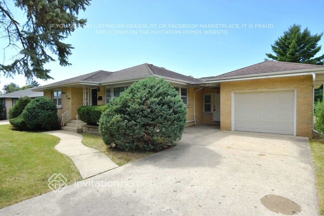 Building Photo - 1407 Highland Ave