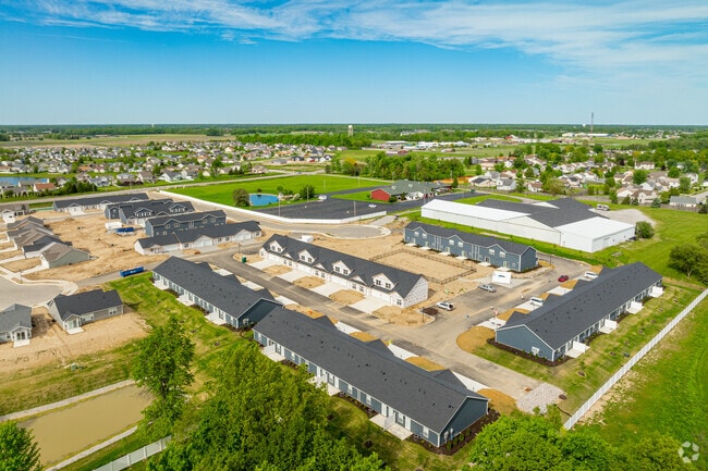 Foto aérea - Somerset Townhomes and Villas