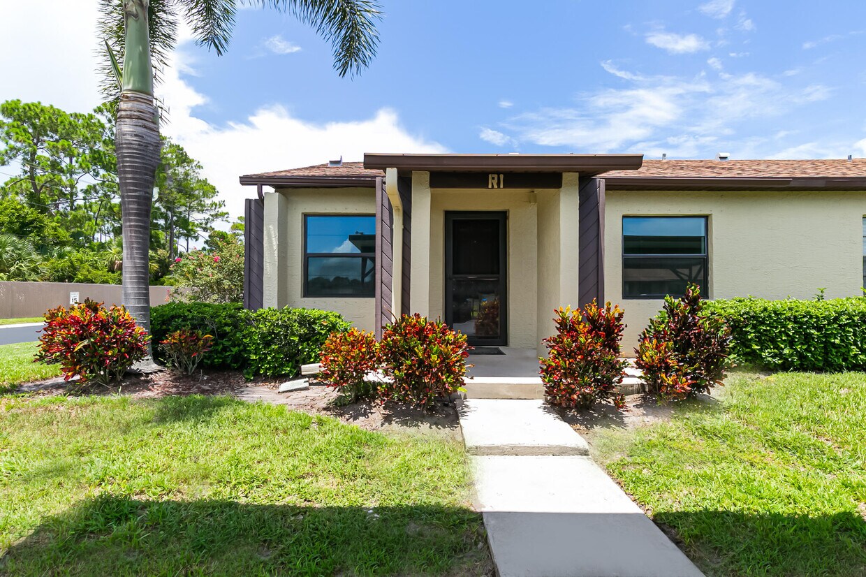 Foto principal - 6036 Indrio Rd