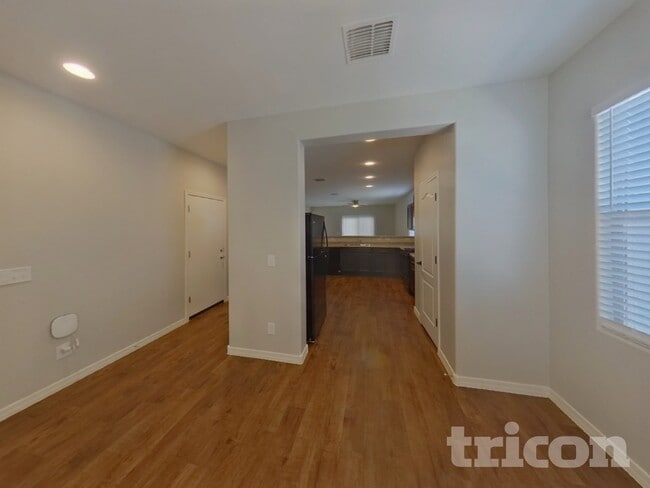 Building Photo - 19550 N Salerno Cir