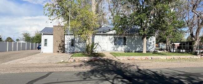 Building Photo - 1864 Long Branch St
