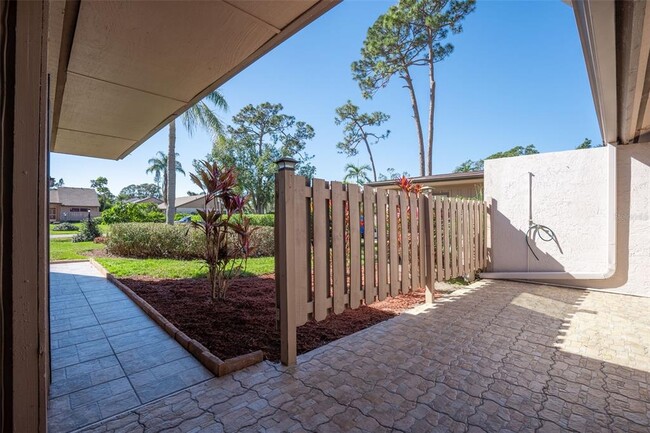 Building Photo - 5640 Westwind Ln