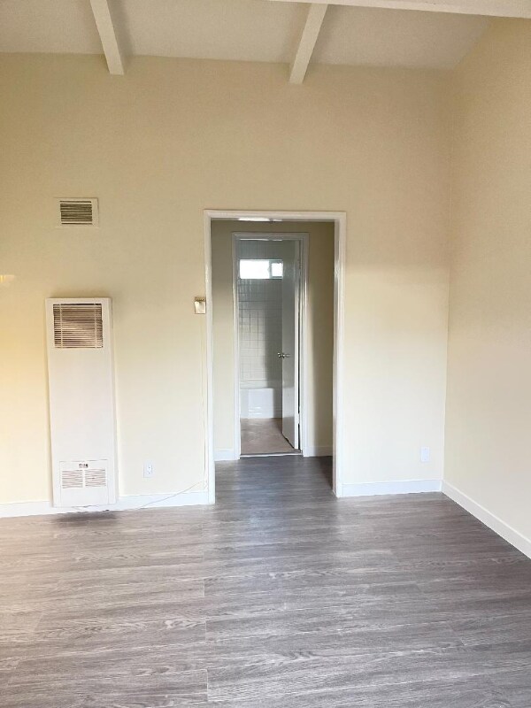 Foto del edificio - 12826 Vanowen St