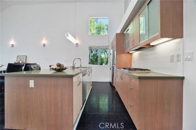 Foto del edificio - 12837 Moorpark St