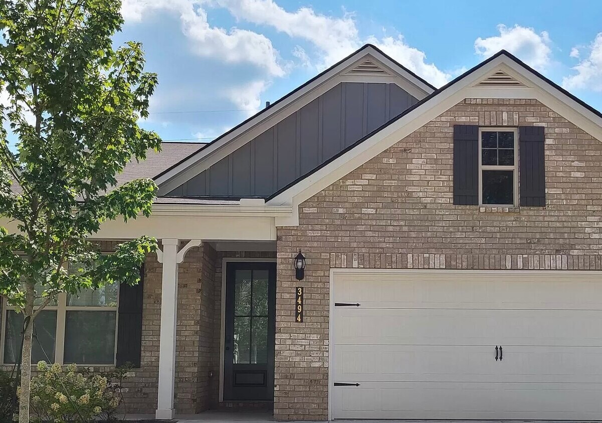 Foto principal - 3494 Lachlan Dr