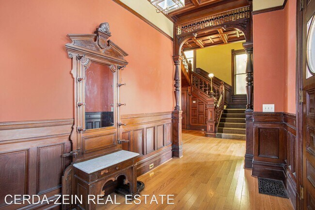Foto del edificio - 4 br, 1.5 bath House - 1837 Clinton Avenue