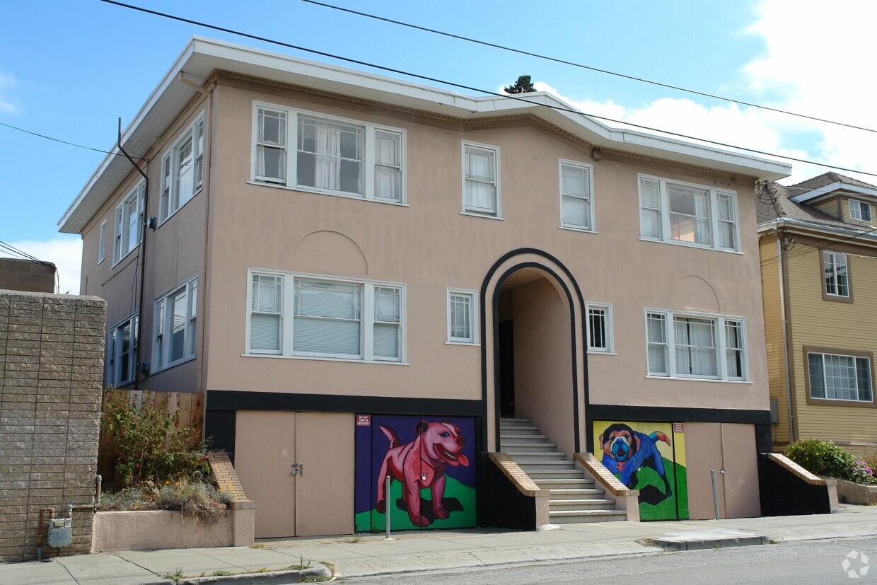 Primary Photo - 592 55th St