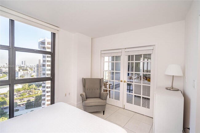 Foto del edificio - 9 Island Ave
