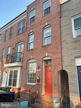 Building Photo - 924 S Robinson St