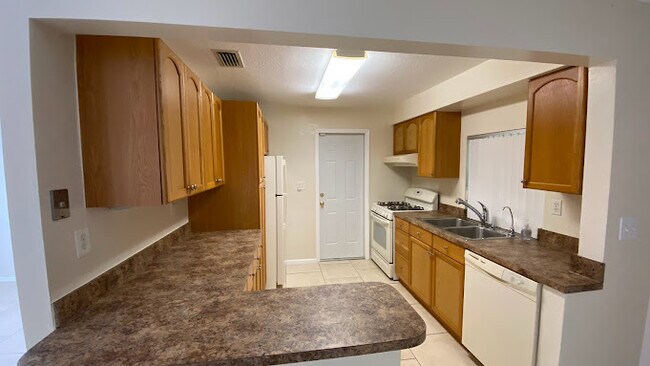 Kitchen - 6501 NW 24th St
