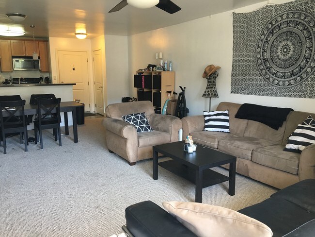 Foto del edificio - 10982 Roebling Ave