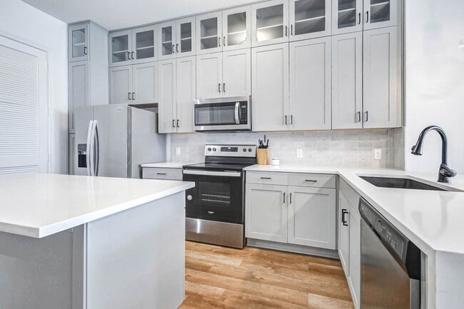 Building Photo - 1508 Blodgett St