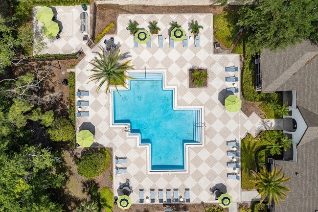 Foto del edificio - Cypress Grand