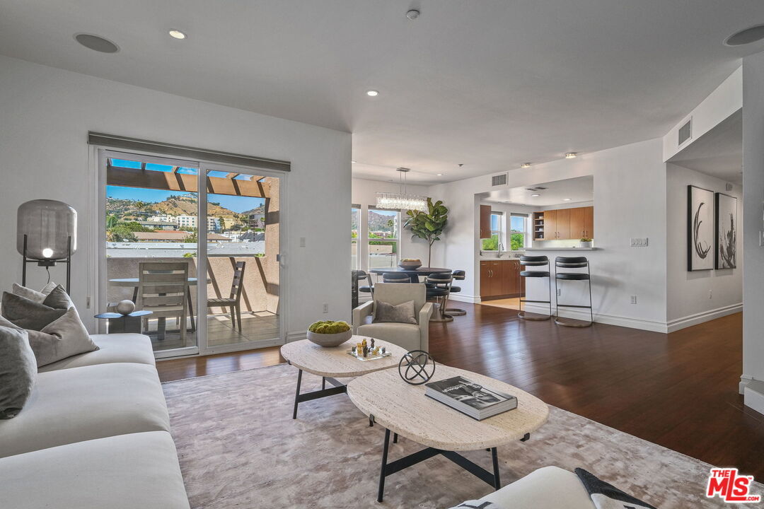 Foto principal - 1248 Laurel Ave