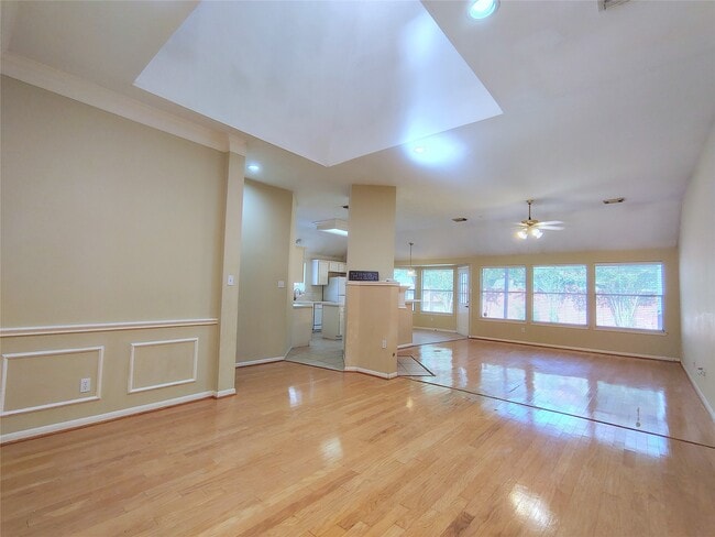 Building Photo - 818 Presley Way