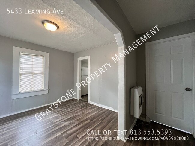 Building Photo - 5433 Leaming Ave