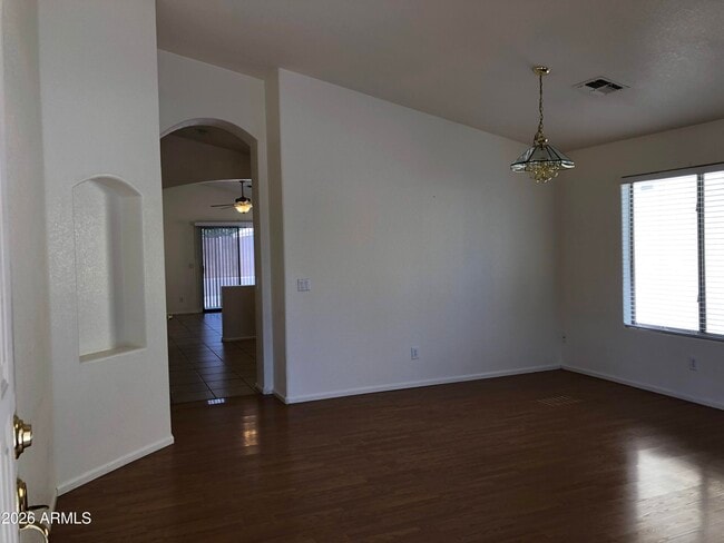 Building Photo - 16668 W Belleview St