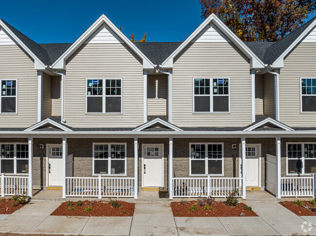 Building Photo - Apex Townhomes