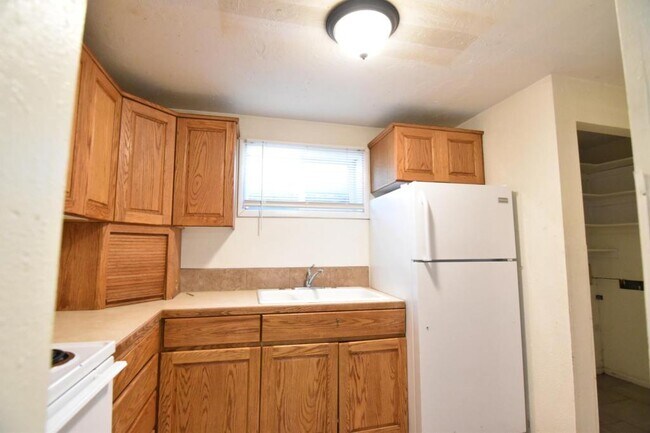 Building Photo - 485 10th St Apt 2