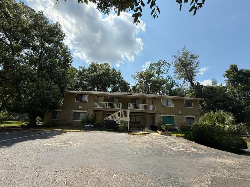 Foto principal - 402 SW 69th St