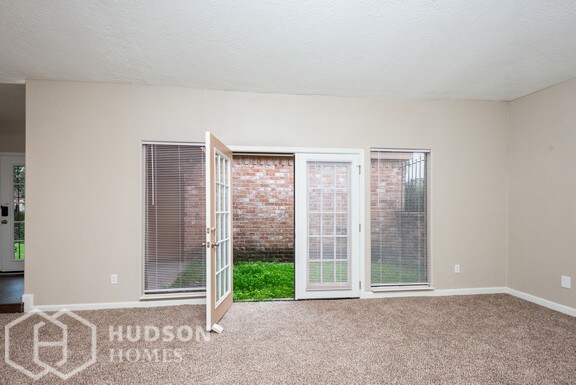 Foto del edificio - 12834 Ashford Chase Dr