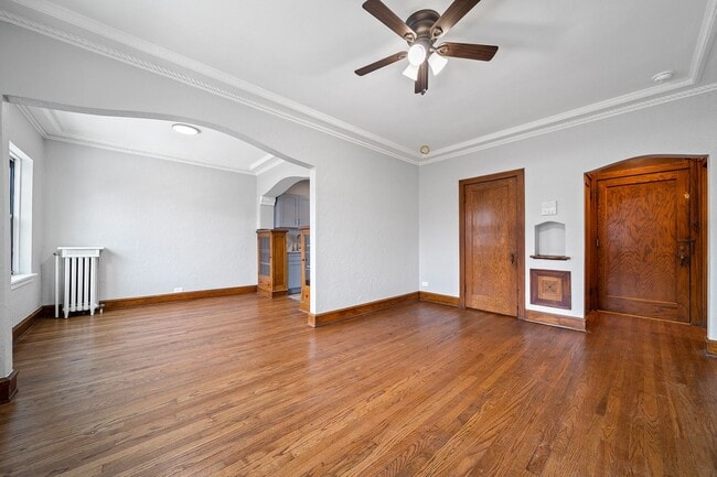 Foto del edificio - Newly Remodeled Vintage Charm with 21st Ce...
