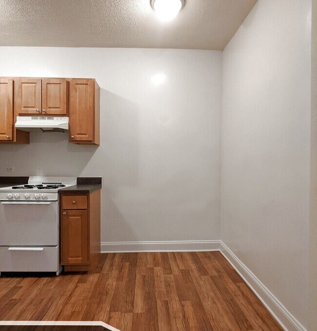 Foto del edificio - 1742 N Humboldt Blvd