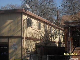 Building Photo - 1128 N Commerce St