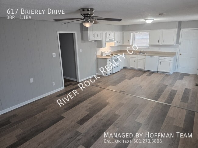 Building Photo - 617 Brierly Dr