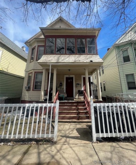 Building Photo - 355 Newhall St