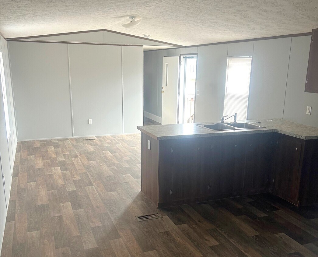 Building Photo - 429 Milan Ave