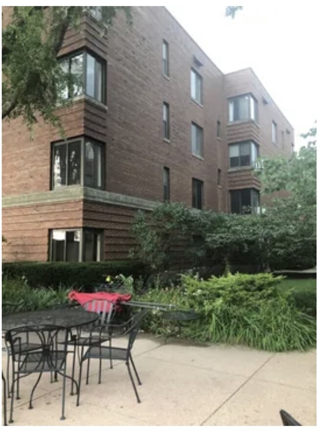 1200 W Chase Ave Unit 2b, Chicago, Il 60626 - Condo For Rent In Chicago 