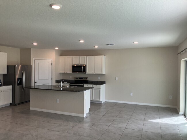 Building Photo - 17448 Harvest Moon Way