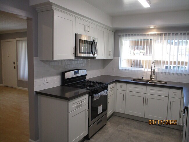 Foto del edificio - 3221 Altura Ave