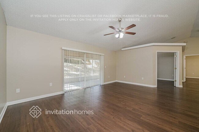 Foto del edificio - 830 Elm Forest Dr