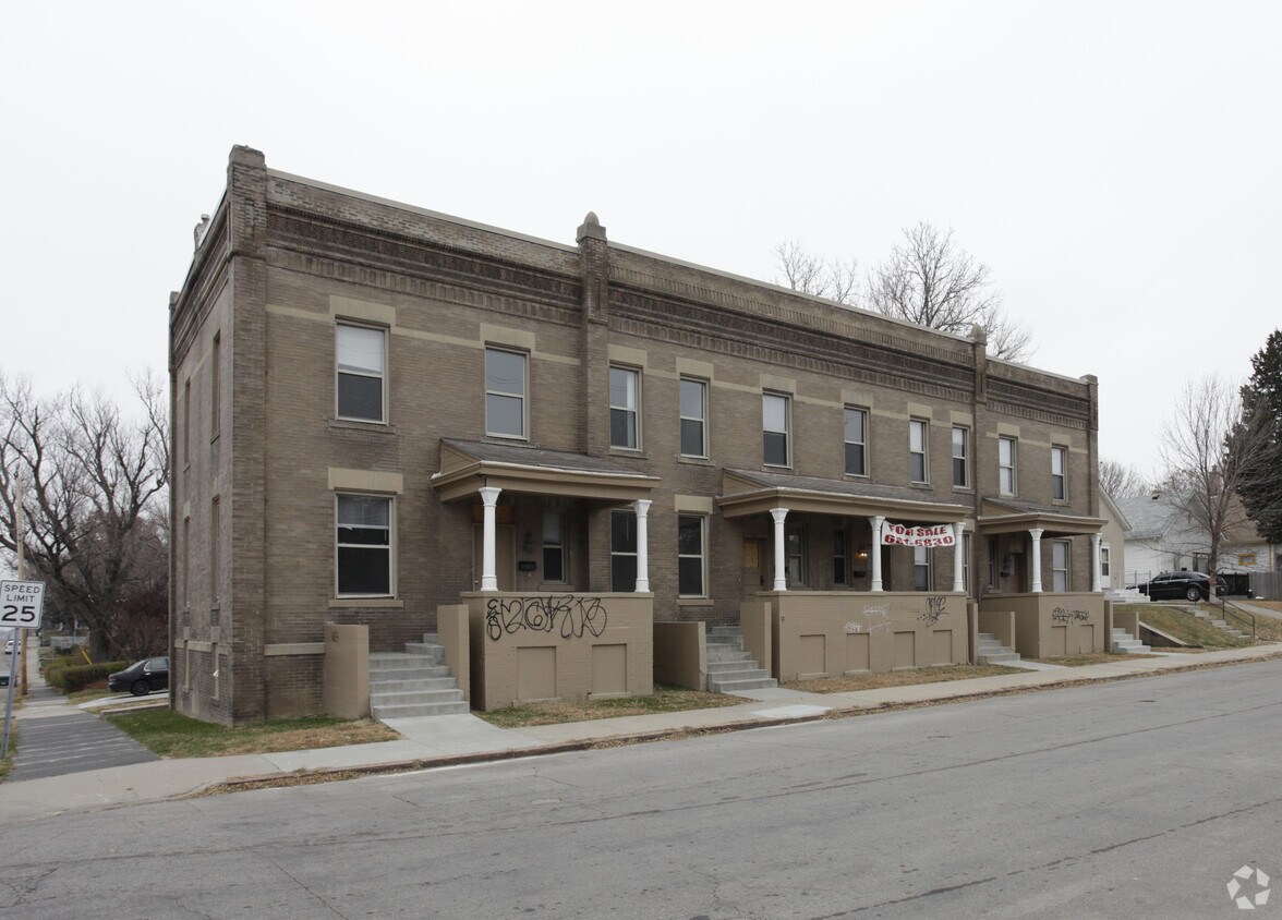 Primary Photo - 1301 S 28th St