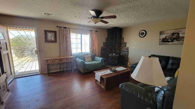 Foto del edificio - 7189 N Central Hwy