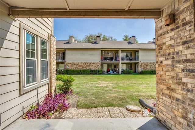 Foto del edificio - 5300 Keller Springs Rd