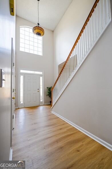 Building Photo - 1570 Swan Valley Ct