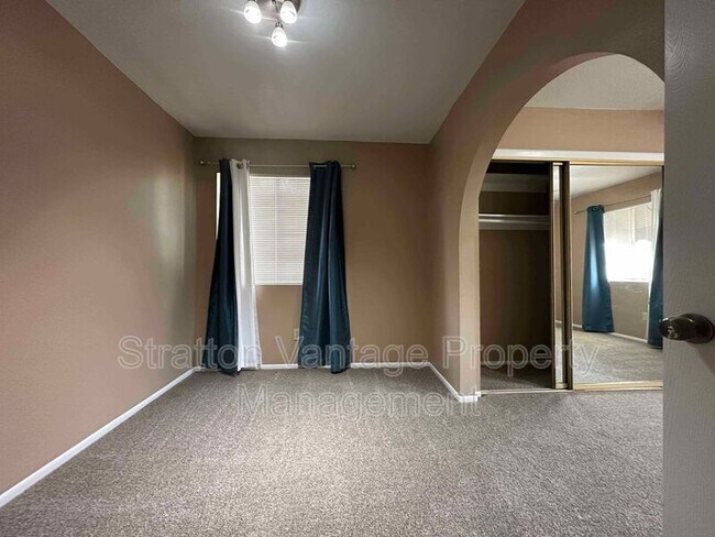 Foto del edificio - 10203 N 7th Pl