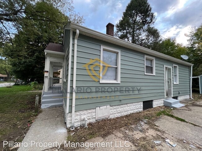 Building Photo - 3 br, 1.5 bath House - 3425 Hillside Ave.
