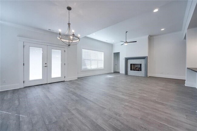 Foto del edificio - 3421 Galaxy Cir