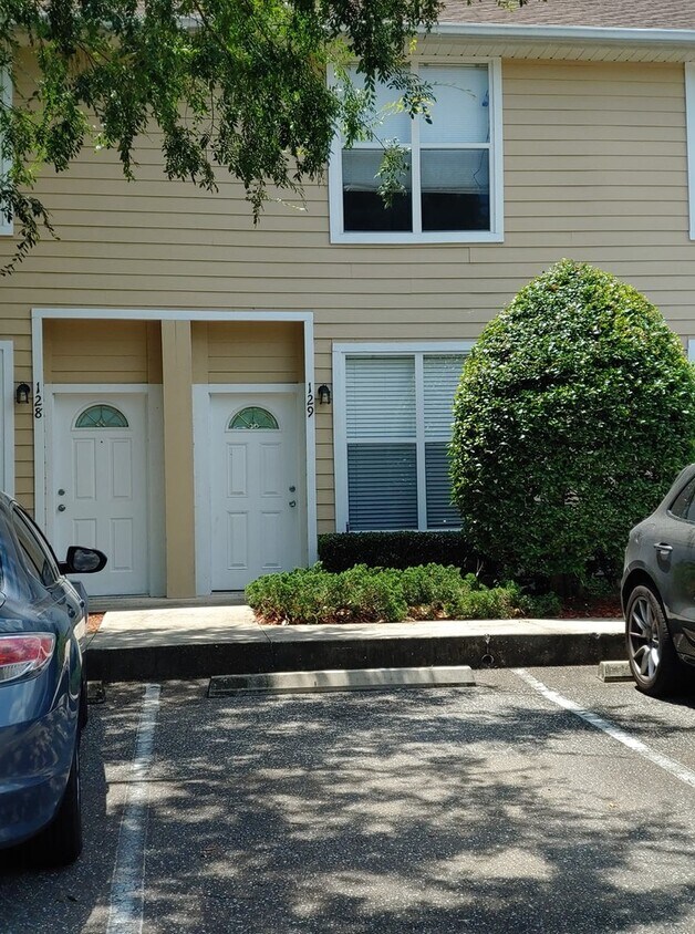 Foto principal - Beautiful condo
