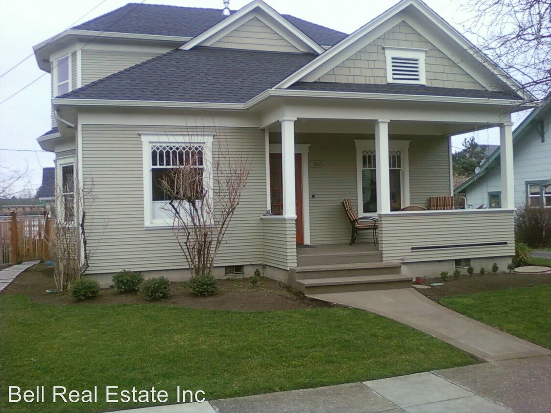 Foto principal - 4 br, 4 bath House - 365 W 17th