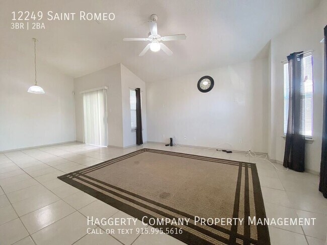 Foto del edificio - 12249 Saint Romeo-