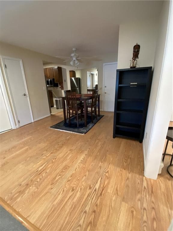 Building Photo - 5 Apple Valley Pky