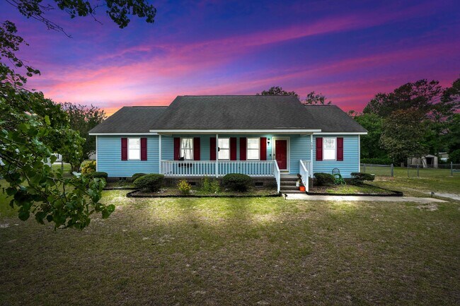 Foto del edificio - 105 Twin Creeks Dr