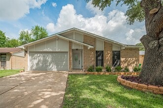Building Photo - 15522 Briar Spring Ct